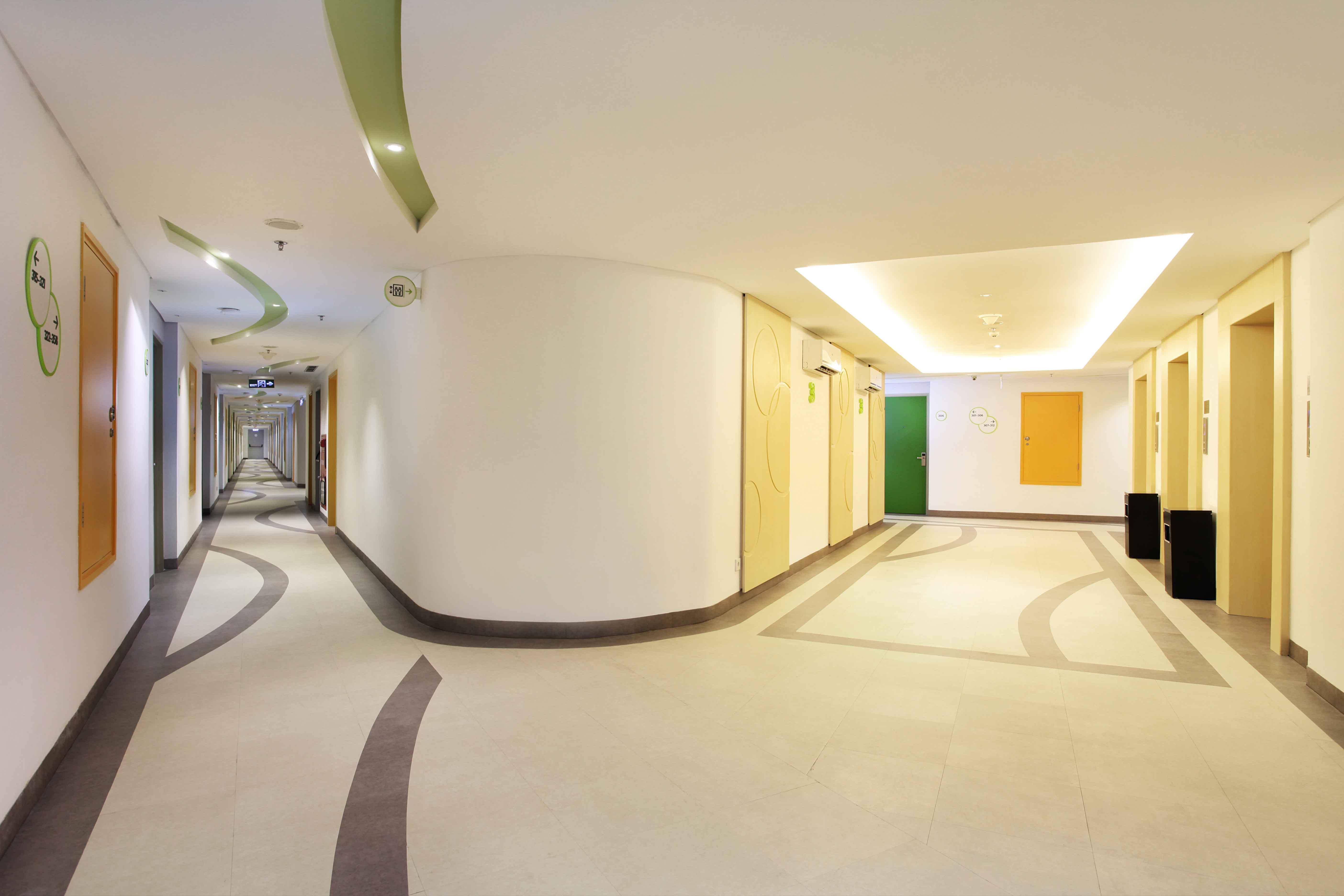 Zest Airport Jakarta By Swiss-Belhotel International Tangerang Exteriör bild