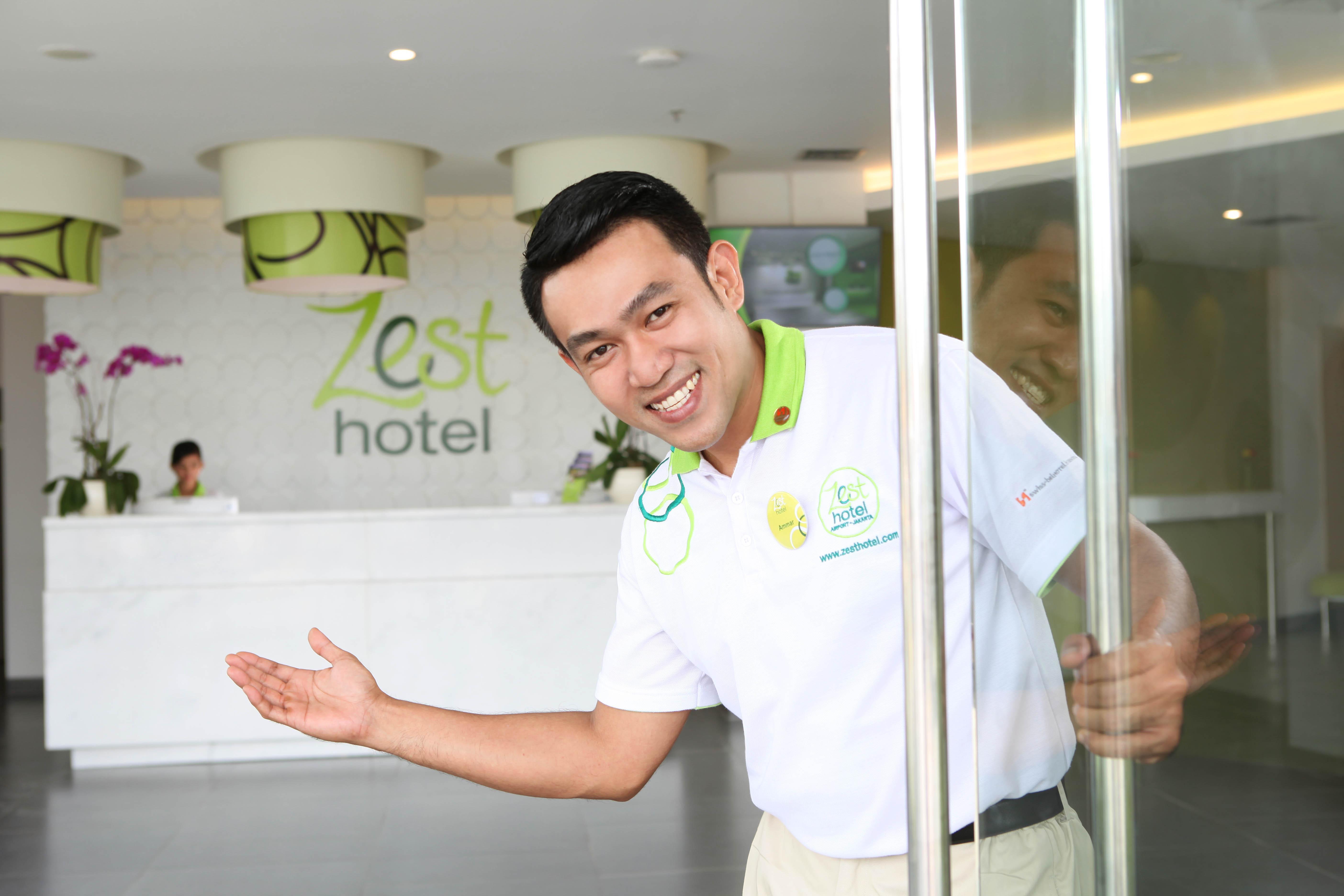Zest Airport Jakarta By Swiss-Belhotel International Tangerang Exteriör bild